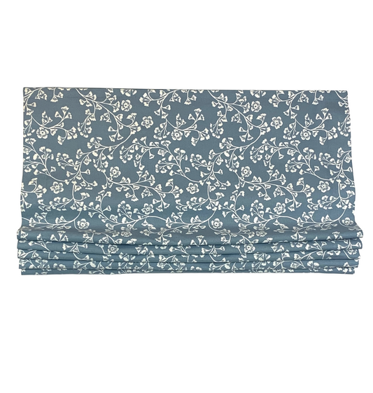 Emilia – Baumwollrollo mit Blumen, handgefertigt